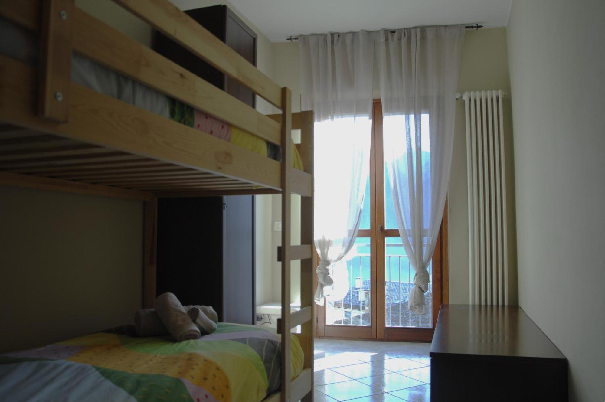 Typical Apartment In Valtellina Sondrio Exterior foto