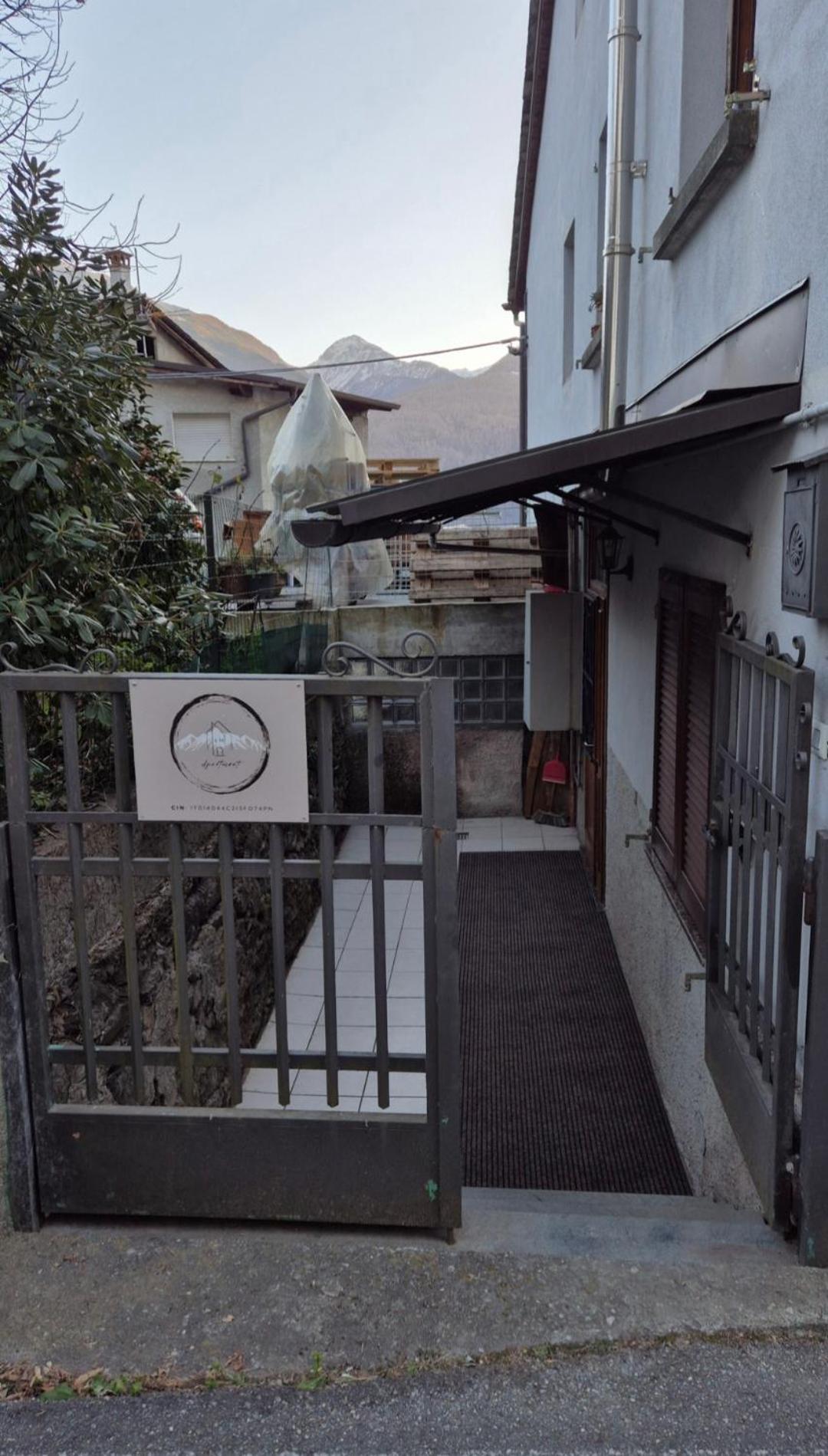 Typical Apartment In Valtellina Sondrio Exterior foto